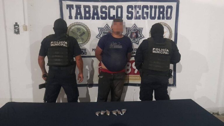Detiene Policía de Comalcalco a individuo con marihuana; ya era buscado por robo