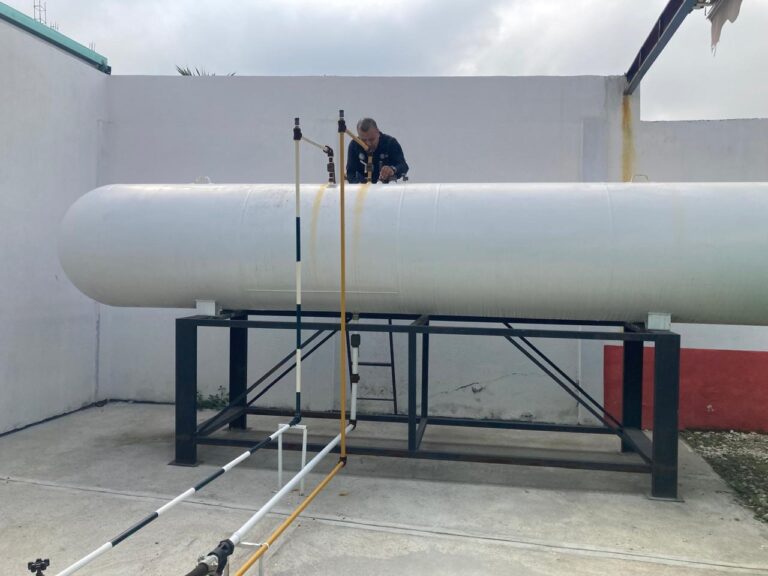 FGR asegura 4 500 litros de gas LP en Centro, Tabasco
