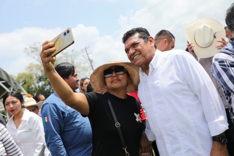 Democracia virtual / Menos deuda, más resultados